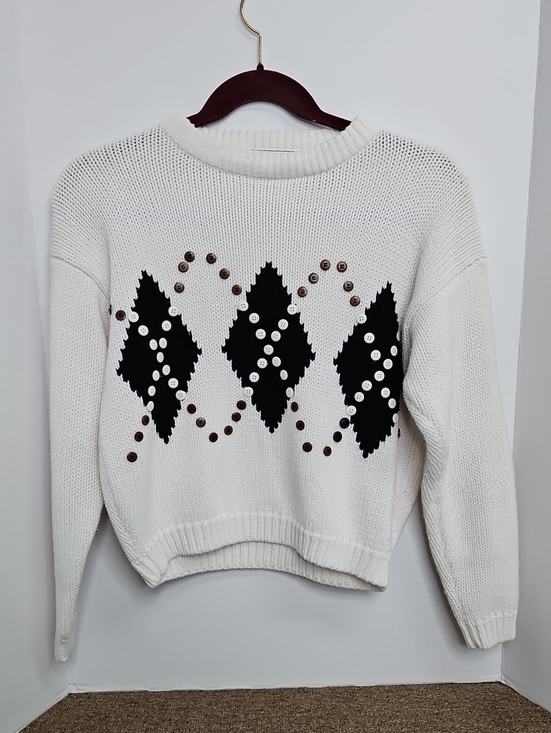 Pamela Farrell Sweaters - Y2K Pamela Farrell White Knit Cropped Sweater Black Argyle Buttons Details Sz L